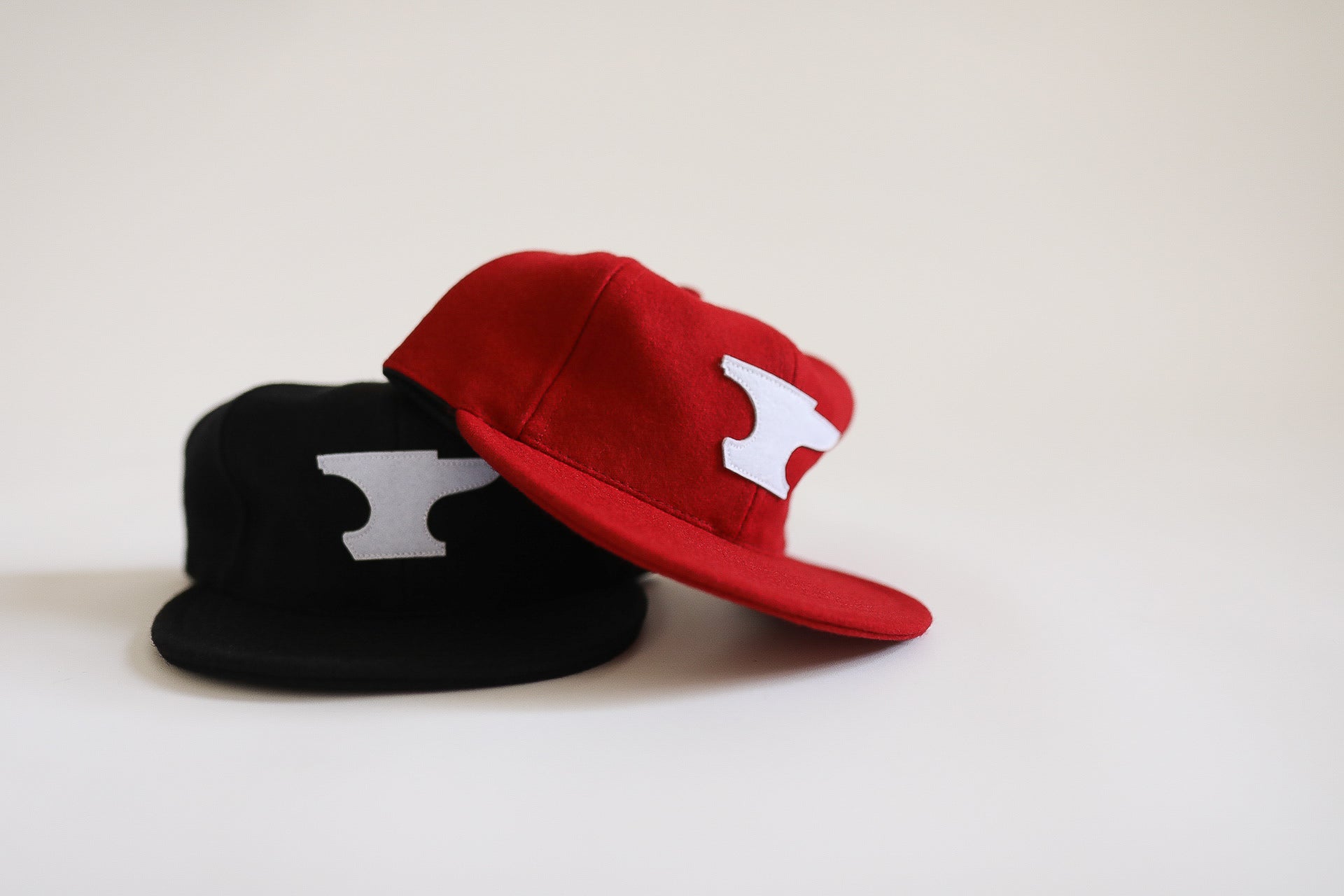 Vintage Unstructured Hainsworth Wool Cap- Anvil/ Red